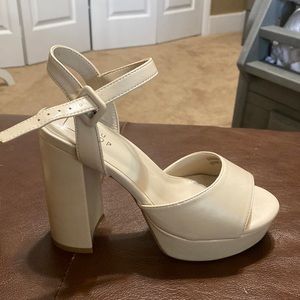 Brand new never worn.